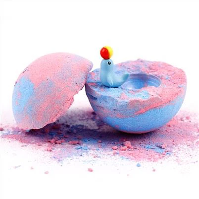 Bomby do kąpieli z zabawką dla dziecka