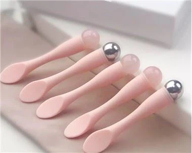 Metalowy wałek kremowy